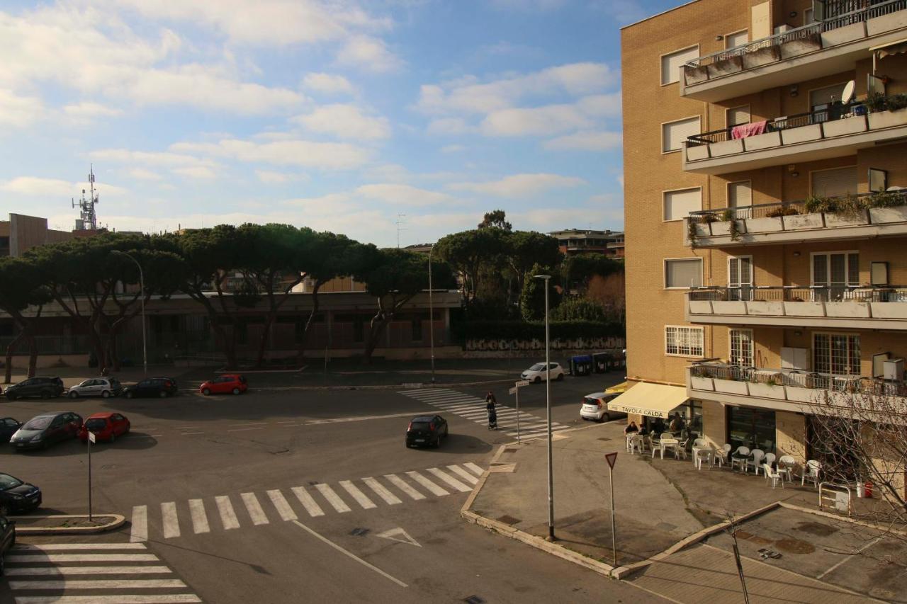 Da Sofia, Sea, Nature & Rome Apartamento Lido di Ostia Exterior foto